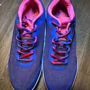 Vionic Women's Blue and Pink Athletic Shoes Size 10
NEW